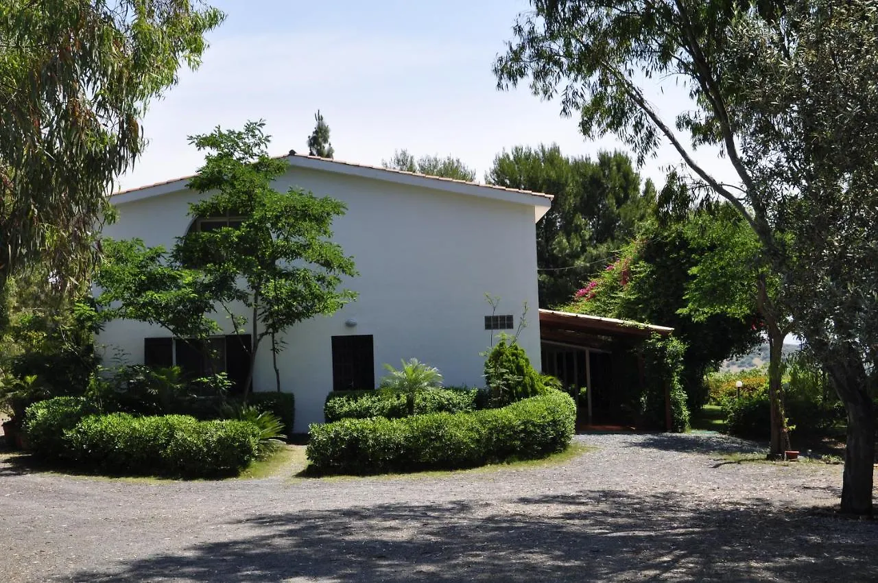 Farm stay Bed & Breakfast Agriturismo San Macario Villa Pula Italy